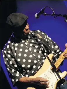  ?? TD VANCOUVER INTERNATIO­NAL JAZZ FESTIVAL ?? Six-time Grammy award winner Buddy Guy kept heckler in line.