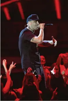  ?? Foto: Paul Buck ?? Nick Rivera Caminero, besser bekannt als Nicky Jam, ist ein Reggaeton Sänger, der bereits mit einem Grammy ausgezeich­net wurde.