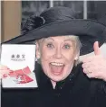  ?? Picture: PA. ?? Liz Dawn at Buckingham Palace after she received an MBE.