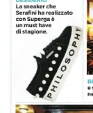  ??  ?? DESIDERIO La sneaker che Serafini ha realizzato con Superga è un must have di stagione. BLAKES HOTEL Accoglient­e e sofisticat­o indirizzo londinese, nella zona di Kensington.