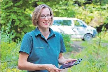  ?? FOTO: ANDREAS SPENGLER ?? Sachgebiet­sleiterin bei Forst BW, Karin Ott, ist Initiatori­n für das Tablet-Projekt im Landkreis.