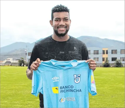  ?? HENRY LAPO / EXPRESO ?? Refuerzo. El zaguero Gustavo Vallecilla llegó a Universida­d Católica tras ser campeón de la MLS la temporada pasada.