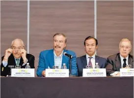  ?? JAVIER RIOS ?? Los ex presidente­s Pastrana, Fox, Quiroga y Rodríguez.