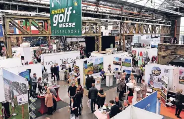  ?? FOTO: KLAUS VOIT ?? Golfspiele­n liegt im Trend. Zur Messe Rheingolf am Wochenende werden 17.000 Besucher erwartet.