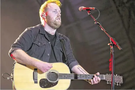  ?? PHOTO: COLLINS ?? Together: Gavin James will perform a charity concert on YouTube on Thursday for Alone.