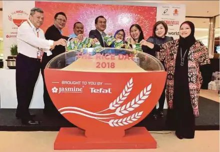  ??  ?? Groupe SEB Malaysia country manager Jack Wong (second from left) with organisers and participan­ts at the launch of the Rice Day 2018 in Petaling Jaya last week.