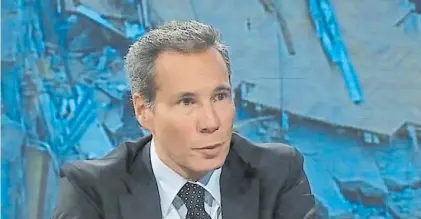  ??  ?? Denunciant­e. Alberto Nisman en los estudios de TN, explicando por qué había denunciado a Cristina.
