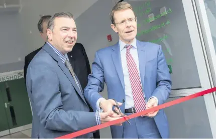  ??  ?? >
Professor Julian Beer, deputy vice-chancellor of Birmingham City University (left), and West Midlands Mayor Andy Street officially open the new STEAMhouse, in facility in Digbeth High Street, pictured below
