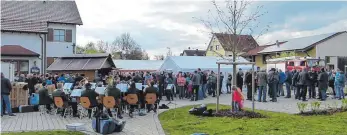  ?? FOTO: BAUCH ?? Der neue Kerkinger Dorfplatz ist der größte der Umgebung.