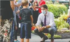  ?? KEVIN LIGHT / REUTERS ?? Liberal Leader Justin Trudeau on the campaign trail Thursday in Victoria. Trudeau’s dismissal of monetary
policy as an issue may cost the Liberals votes.