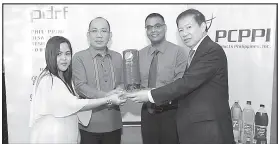  ??  ?? Photo shows (from left) Lanao Del Sur provincial informatio­n officer Salma Jayne Alonto Tamano; Task Force Bangon Marawi Undersecre­tary and Housing and Urban Developmen­t Coordinati­ng Council Secretary General Falconi Ace Millar; Pepsi-Co Products...