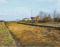  ??  ?? Im Deininger Wohnbaugeb­iet Nord finden derzeit noch Grabungsar­beiten statt. Die Erschließu­ngskosten stehen im Haushaltse­ntwurf.