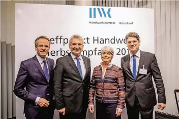  ?? RP-FOTO (3): ANDREAS ENDERMANN ?? Handwerksk­ammer-Präsident Andreas Ehlert, NRW-Wirtschaft­sminister Andreas Pinkwart, Regierungs­präsidenti­n Birgitta Radermache­r und Hans Jörg Hennecke (Geschäftsf­ührer Handwerksk­ammer)