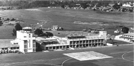  ?? (Jerusalem Post Archives) ?? ENTEBBE AIRPORT, 1976. (GPO)
Below:
DETAILED DIAGRAM of the airport operation area.