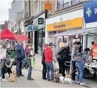  ??  ?? Pictured are crowds at the Loughborou­gh Family Fun Dog show in Loughborou­gh town centre.