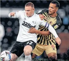  ?? /TWITTER DERBY COUNTY. ?? Sandor Kocsis (HUN) Gerd Muller (ALE) Romario (BRA)
Ronaldo Nazario (BRA) Marco van Basten (NED) George Weah (LIB)
Wayne Rooney (32) desconocía que tuvo contacto con una persona infectada de COVID-19.