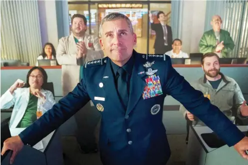  ?? Foto: Netflix ?? Steve Carell als General Mark Naird kämpft um die Glaubwürdi­gkeit der neuen Waffengatt­ung.