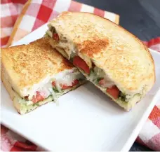  ?? ?? Roasted Red Pepper and Pesto Grilled Cheese Sandwiches