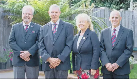  ??  ?? INSPIRATIO­NAL Community Chest organisers Colin Rattley, Graham Lant with his wife Sue Lant and Andrew Coombs