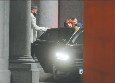  ?? TELAM ?? CARTA GUARDADA. El jueves, Cristina Kirchner dejó el Senado después de arremeter con una misiva.