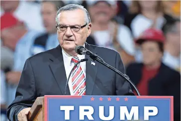  ??  ?? El controvErt­ido Joe Arpaio en su reciente campaña