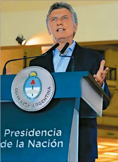  ?? FOTOS: PRESIDENCI­A ?? ATRIL. El Presidente, ayer, al anunciar las nuevas líneas de créditos hipotecari­os.