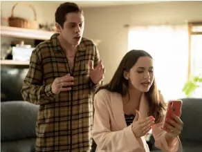  ??  ?? THE FAMILY THAT LAUGHS TOGETHER
Above: Maude with Pete Davidson in The
King of Staten Island. Left: The Apatows — Maude, Judd, Iris, and Leslie Mann (from left) — at the MTV Movie Awards in 2014.