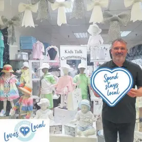  ??  ?? Backing
Staff at Kids Talk are wanting residents to love local