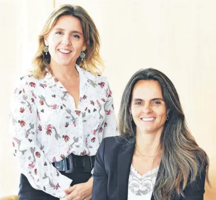  ??  ?? Carolina Eterovic y Francisca Valdés, directoras de Mujeres Empresaria­s.