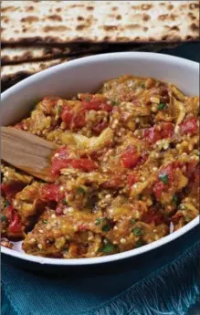  ?? DEB LINDSEY ?? Eggplant Zaalouk is among Paula Wolfert’s favourite Moroccan salads.