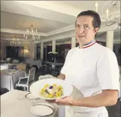  ?? (Photo Patrick Blanchard) ?? Le chef Christophe Bacquié (L’Hôtel du Castellet) décrochera-il jeudi une troisième étoile ?