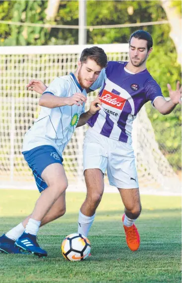  ??  ?? RIVAL MATES: Marlin Coast's Kyle Nichol and Southside Comets’ Andrei Rachita. Picture: ANNA ROGERS