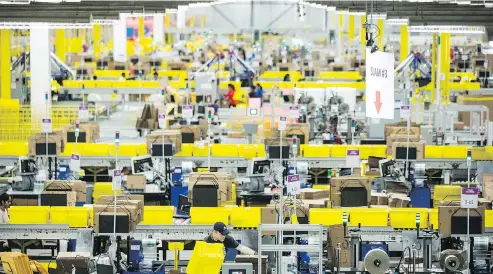  ?? CHRIS YOUNG / THE CANADIAN PRESS ?? The Amazon fulfilment centre in Brampton, Ont., which expected to process 2.5 million packages over Black Friday-cyber Monday period.