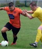  ?? ?? The FA Vase game ended in stalemate after 90 minutes, and went straight to penalties