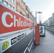  ?? FOTO: DPA ?? Chlodwigpl­atz in Köln: Immer wieder gab es in den vergangene­n Jahren tödliche Attacken auf Menschen an Bahnhaltes­tellen.