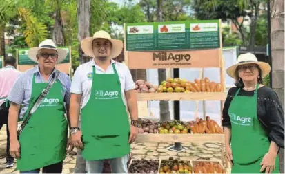  ?? FOTO CORTESÍA SECRETARÍA DE AGRICULTUR­A DE ANTIOQUIA ?? Cultivador­es de cinco subregione­s de Antioquia comerciali­zarán sus productos bajo el sello de confianza MilAgro.