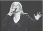  ?? NHATV. MEYER/ STAFF ?? Barbra Streisand performs “On A Clear Day You Can See Forever” at HP Pavilion in San Jose on Monday.