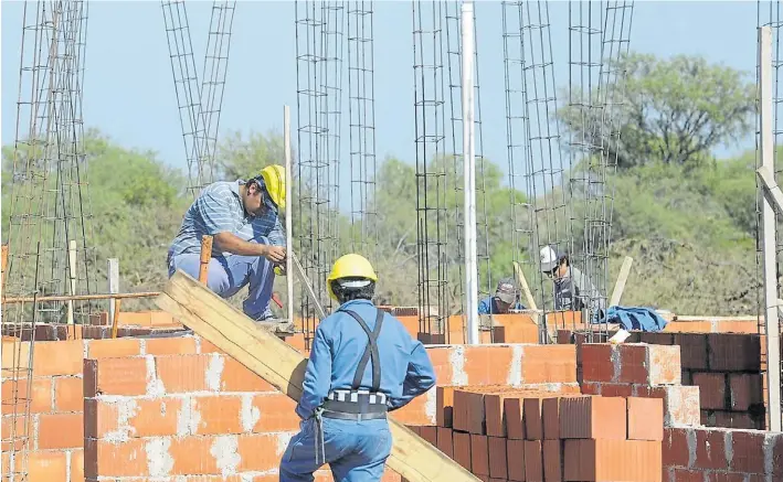  ?? ?? EFICIENCIA.
El muro sandwich es una de las soluciones con ladrillo hueco común que cumple con los requerimie­ntos de confort para las envolvente­s.