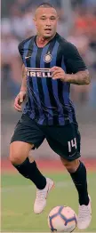  ??  ?? BELGA Radja Nainggolan, 30 anni, è arrivato all’Inter dopo 4 stagioni e mezzo a Roma LIVERANI
