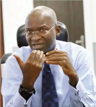  ??  ?? Fashola: ‘Ministries that relate to infrastruc­ture are being merged for integratio­n’