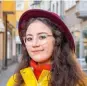  ?? ?? Dayana Dairova Heimat: Kasachstan Alter: 24 Beruf: Webentwick­lerin Start: November 2017
Hobbys: Bloggen