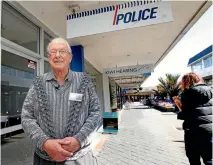  ?? MONIQUE FORD / FAIRFAX NZ ?? The Waikanae Westpac and the police base are closing. Police volunteer Russell Feist says it seems all that’s left is the blue and white sign.
