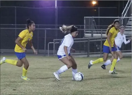  ?? IV PRESS PHOTO ?? Central girls soccer team advances to CIF playoffs.