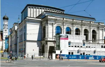  ?? Foto: Silvio Wyszengrad ?? Die Sanierung des Augsburger Theaters wird deutlich teurer.