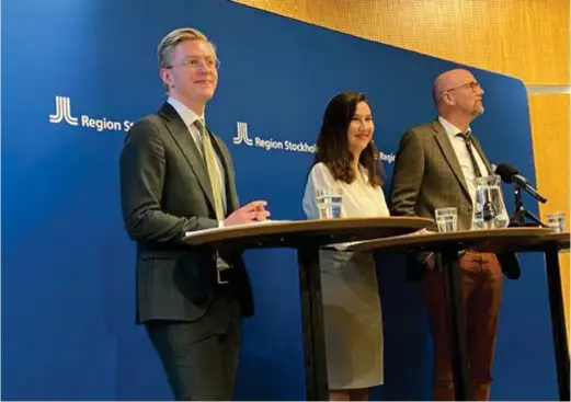  ?? MITTENKOAL­ITIONEN. ?? Det nya styret presentera­r sin första budget: Anton Fendert (MP), Aida Hadzialic (S) och Gustav Hemming (C).