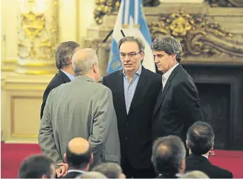  ??  ?? Argumentos. Luis Pagani, Cristiano Rattazzi, Gustavo Lopetegui y Alfonso Prat-Gay.