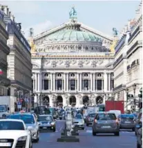  ?? FOTO: BLOOMBERG ?? El frontis del palacio de la Ópera Garnier.