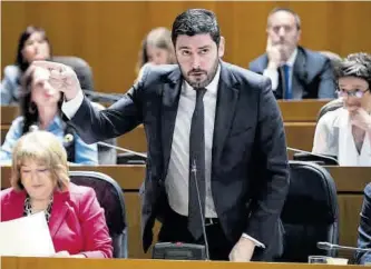  ?? Javier Cebollada / Efe ?? Alejandro Nolasco, vicepresid­ente del Gobierno de Aragón en representa­ción de Vox.