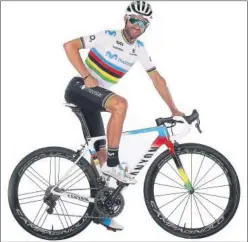  ??  ?? ARCOÍRIS. Valverde estrenará bicicleta de campeón en Lombardía.