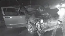  ??  ?? Impactados. Los vehículos sufrieron cuantiosos daños materiales.